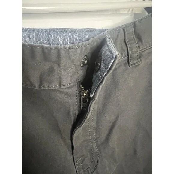 Cat & Jack Boys Flat Front Shorts Size 14 Gray - Picture 3 of 7